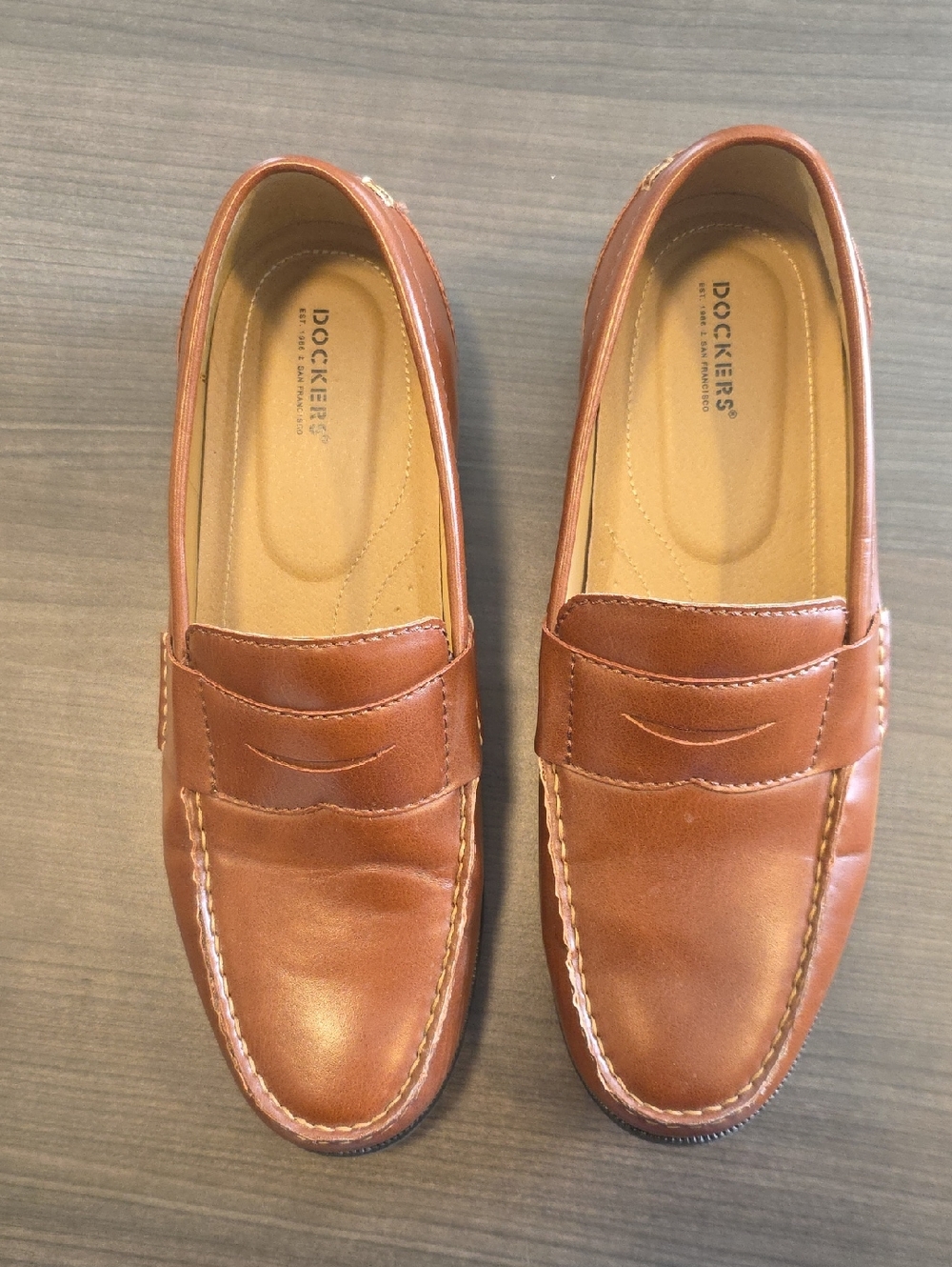 Dockers Men's Tan/Brown Leather Penny Loafers